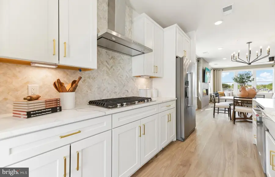 508 Parkview Ave, Gaithersburg, MD 20878 - #2