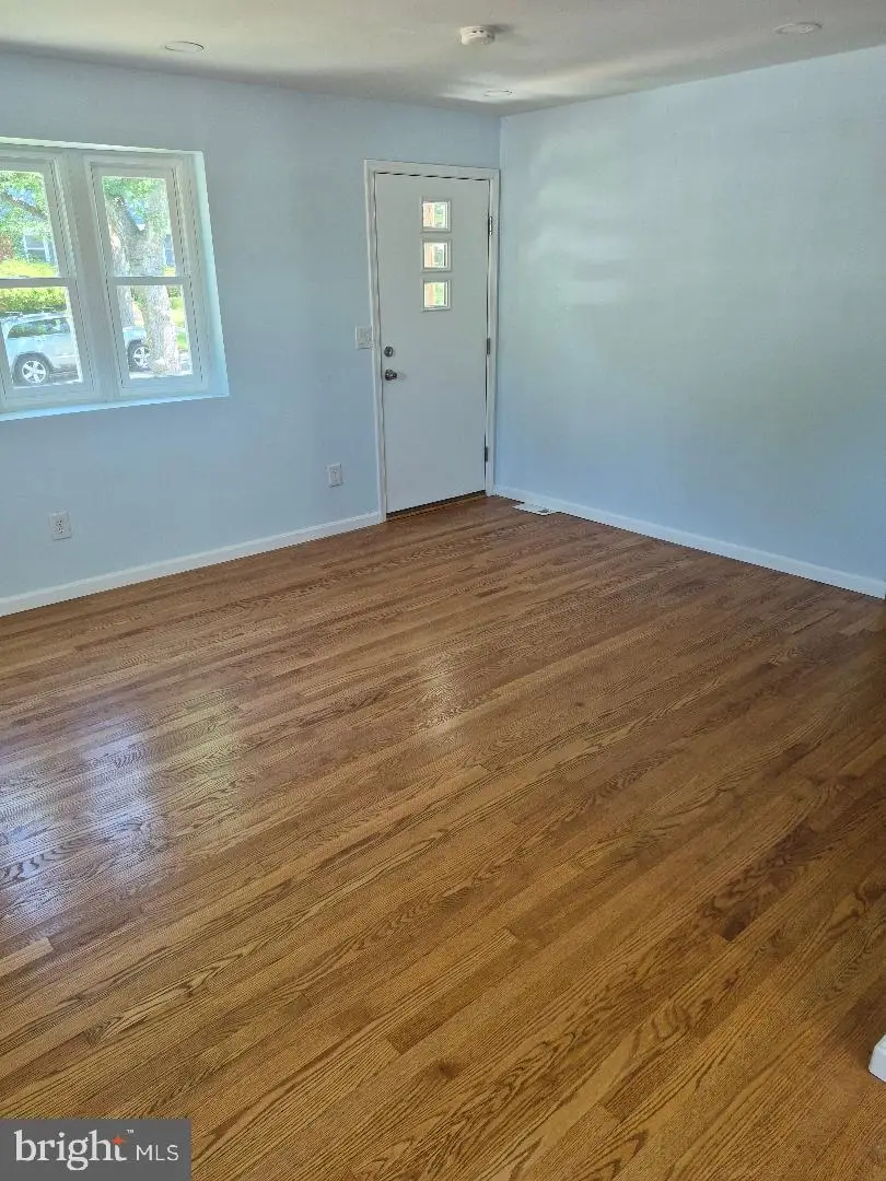 4812 Topping Rd, Rockville, MD 20852 - #3