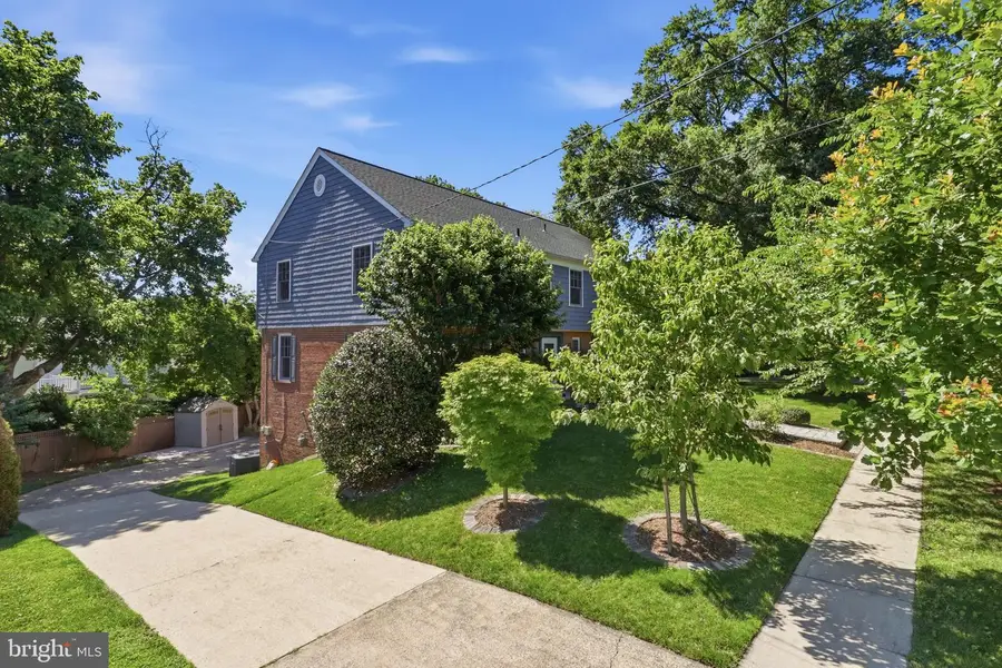6012 Overlea Rd, Bethesda, MD 20816 - #2