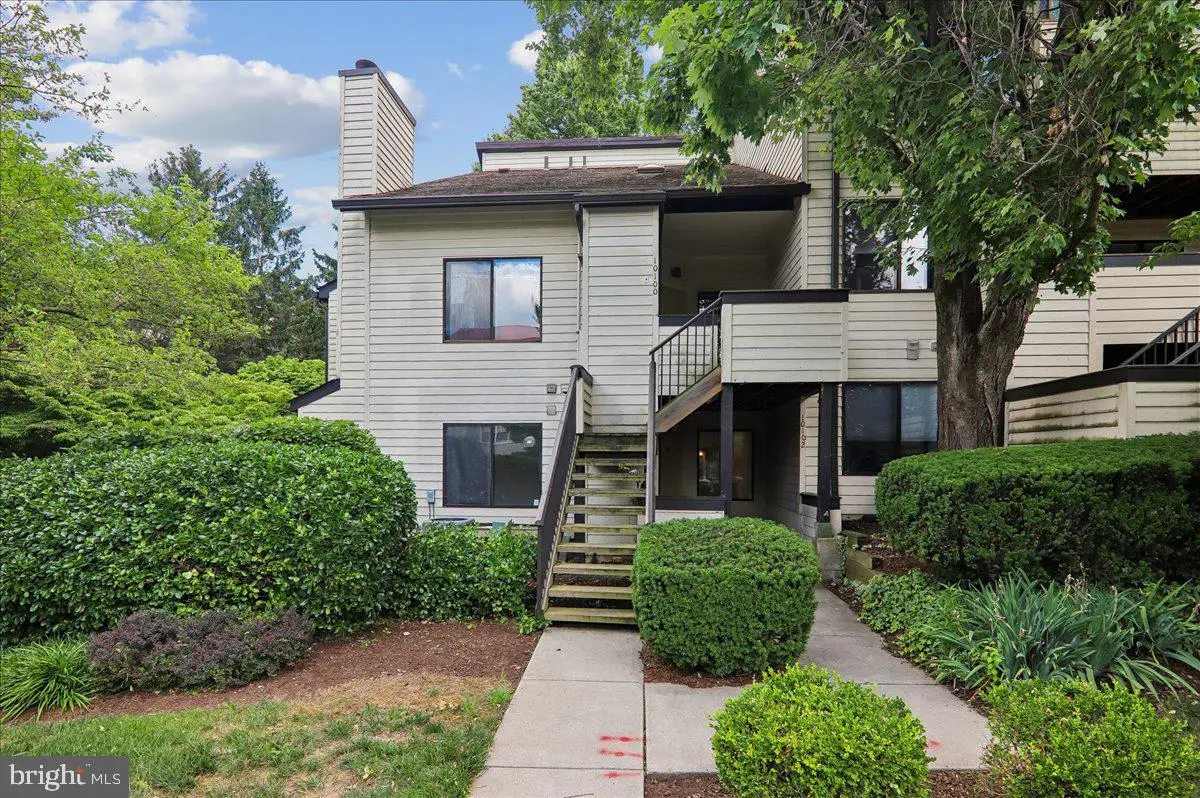10102 Hellingly Pl #303, Montgomery Village, MD 20886 - #1