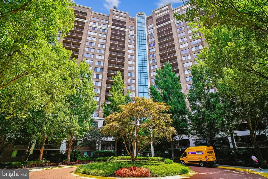 10101 Grosvenor Pl #407, Rockville, MD 20852 - #2