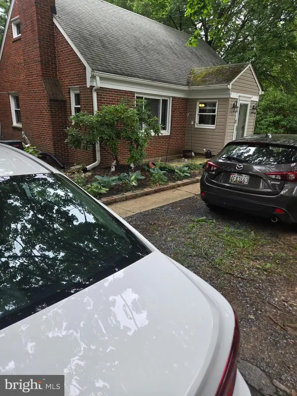 23613 Woodfield Rd, GAITHERSBURG, MD 20882