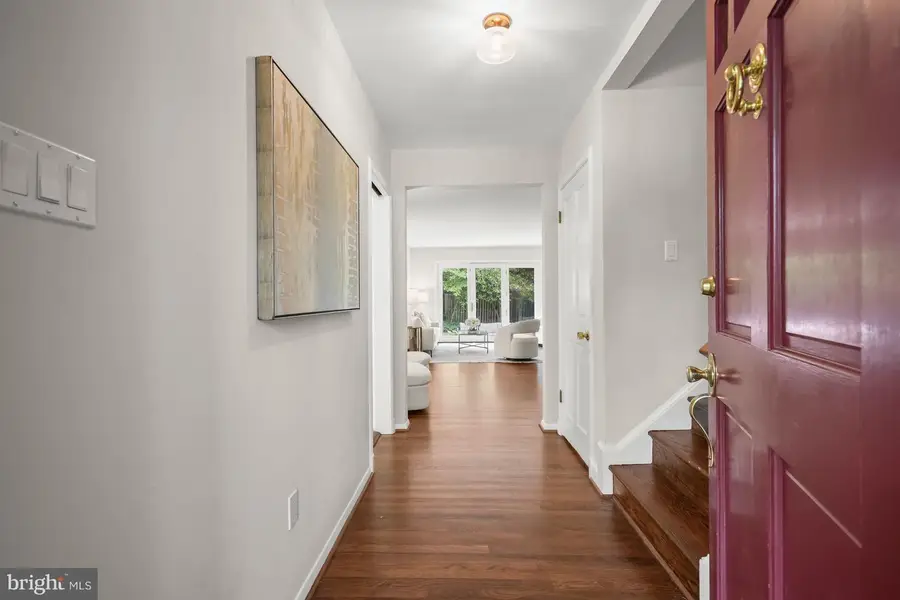 9210 Bardon Rd, Bethesda, MD 20814 - #3