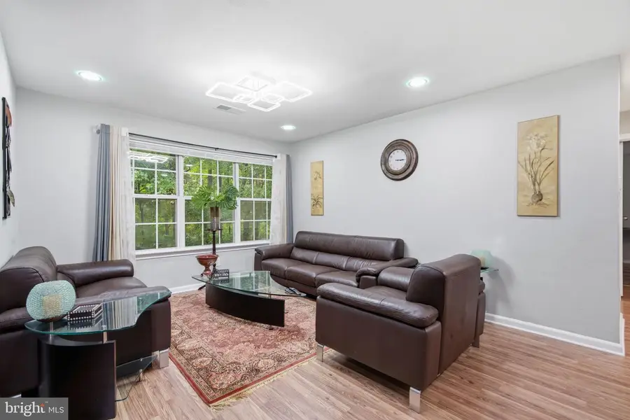 18516 Boysenberry Dr #204, Gaithersburg, MD 20879 - #3
