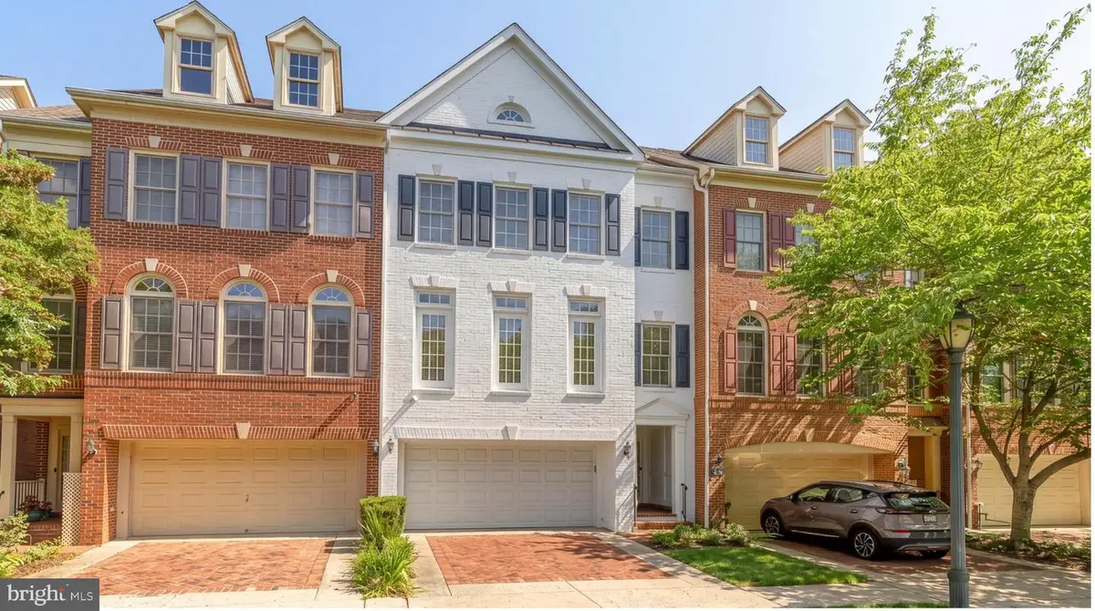 407 Oak Knoll Ter, Rockville, MD 20850 - #1