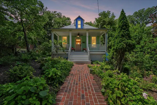 7108 Holly Ave, TAKOMA PARK, MD 20912