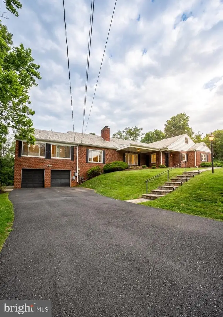 1018 Mcceney Ave, Silver Spring, MD 20901 - #2