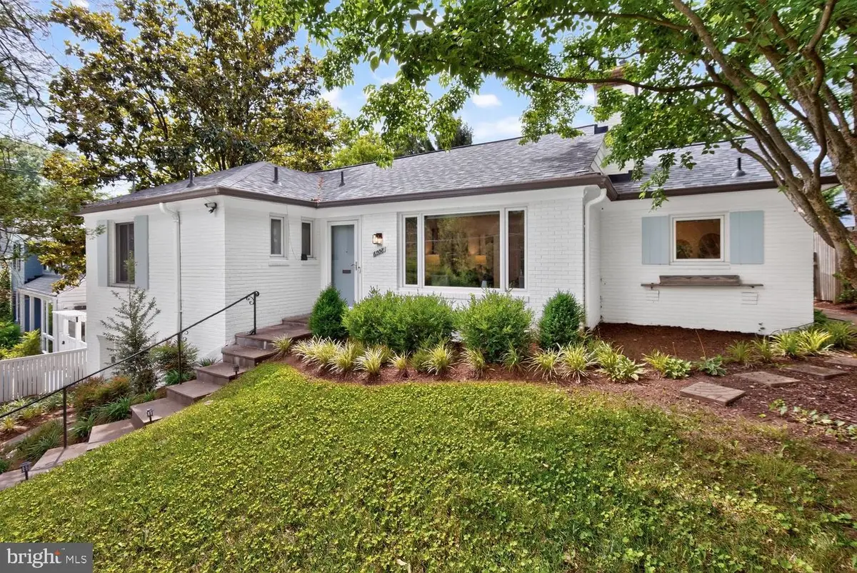 6008 Benalder Dr, Bethesda, MD 20816 - #1