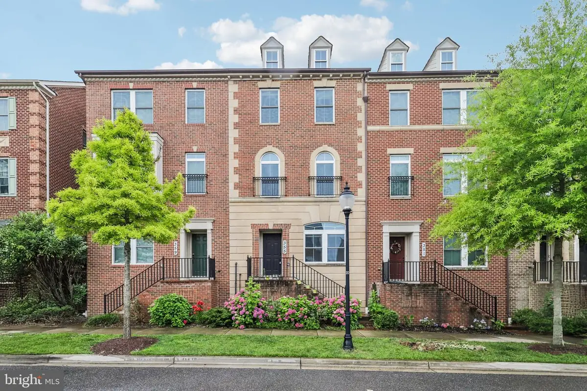 355 Parkview Ave, Gaithersburg, MD 20878 - #1