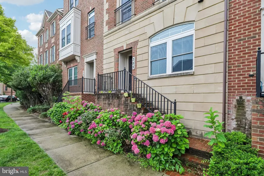 355 Parkview Ave, Gaithersburg, MD 20878 - #2
