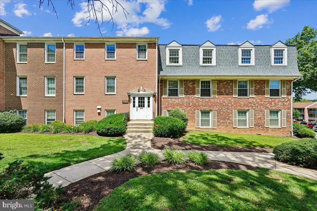 740 Quince Orchard Blvd #102, Gaithersburg, MD 20878 - #1