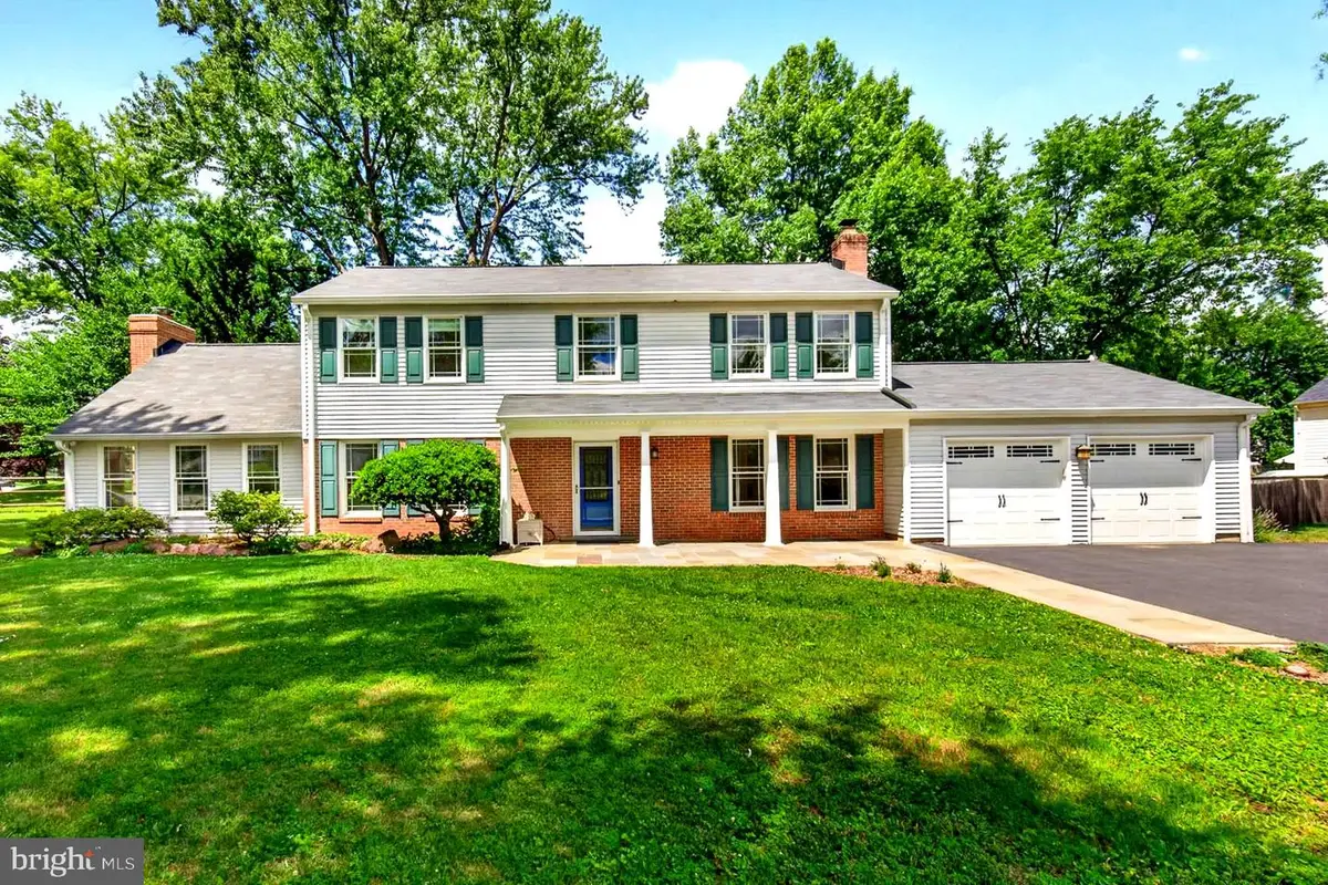 19613 Bodmer Ave, Poolesville, MD 20837 - #1