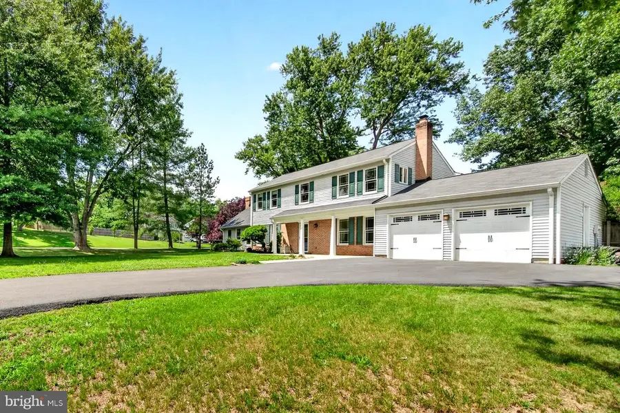 19613 Bodmer Ave, Poolesville, MD 20837 - #2