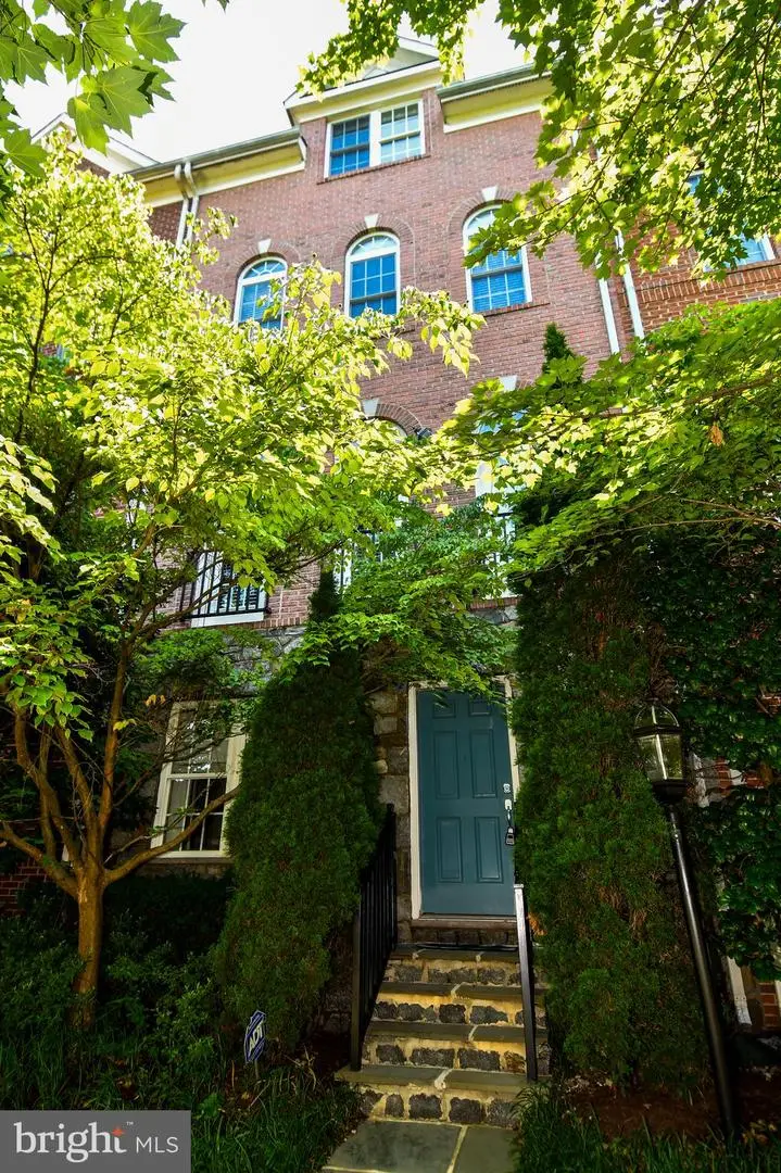 589 Cedar Spring St, Gaithersburg, MD 20877 - #1