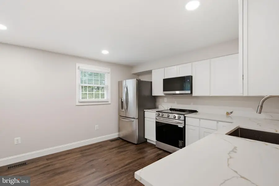 25637 Coltrane Dr, Damascus, MD 20872 - #2