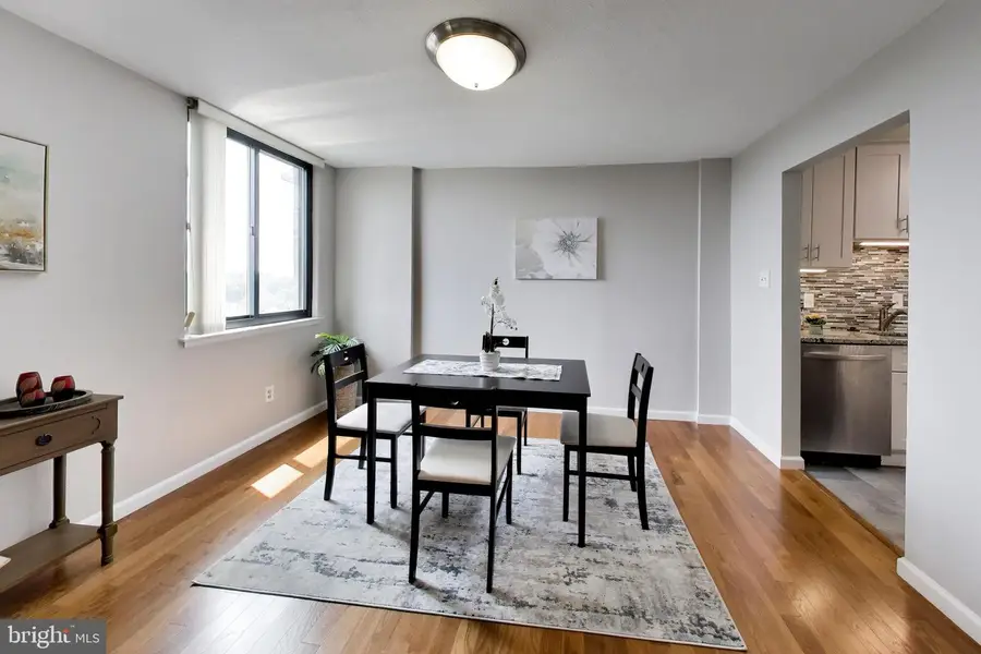118 Monroe St #118-910, Rockville, MD 20850 - #3