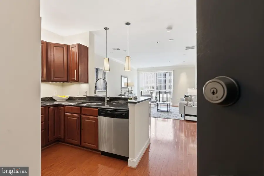 38 Maryland Ave #ph 614, Rockville, MD 20850 - #2