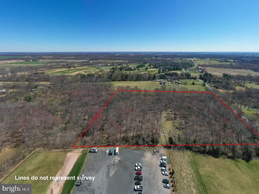 19601 Darnestown Rd, Beallsville, MD 20839 - #3