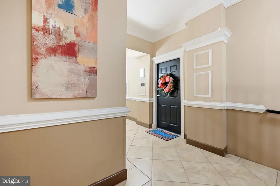 7 Booth St #110, Gaithersburg, MD 20878 - #2