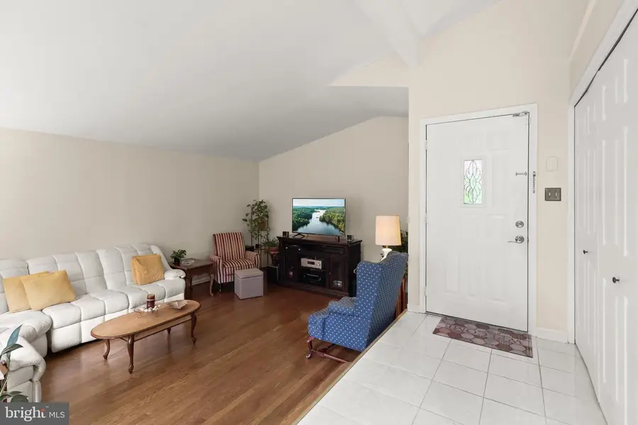 11400 Cloverhill Dr, Silver Spring, MD 20902 - #3