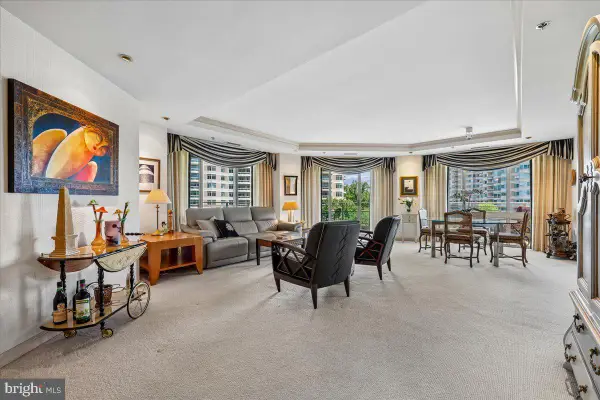 5610 Wisconsin Ave #708, CHEVY CHASE, MD 20815