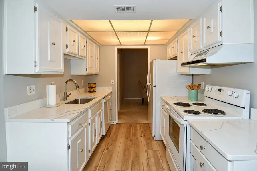 15300 Beaverbrook Ct #88-2k, Silver Spring, MD 20906 - #3