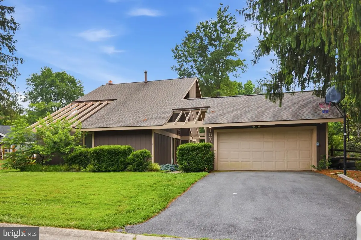 10725 Wayridge Dr, Montgomery Village, MD 20886 - #1