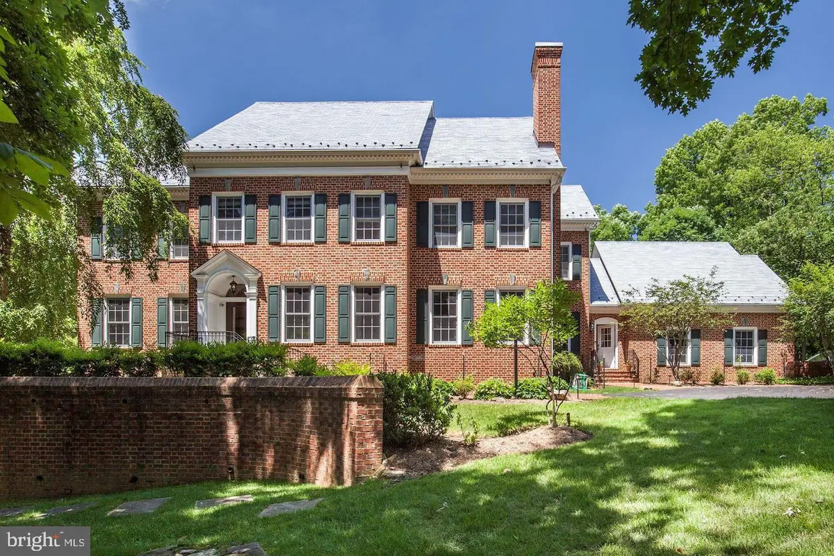 9909 Avenel Farm Dr, Potomac, MD 20854 - #1