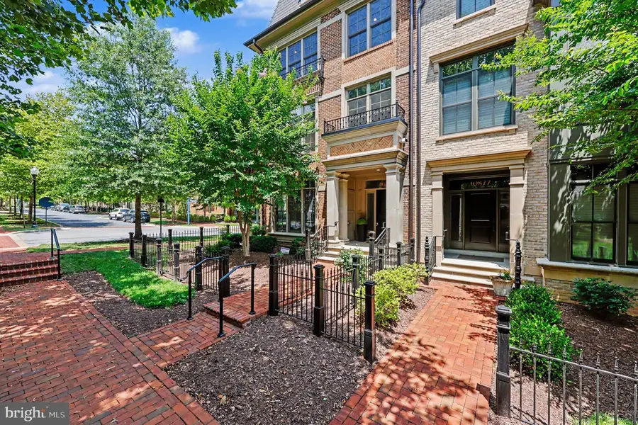 10879 Symphony Park Dr, North Bethesda, MD 20852 - #2