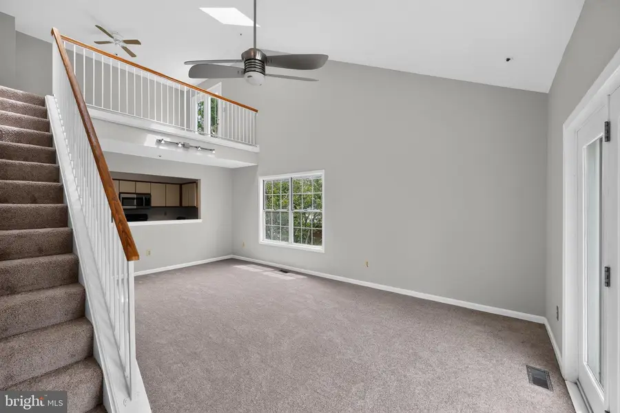 19 Bronco Ct, Germantown, MD 20874 - #3