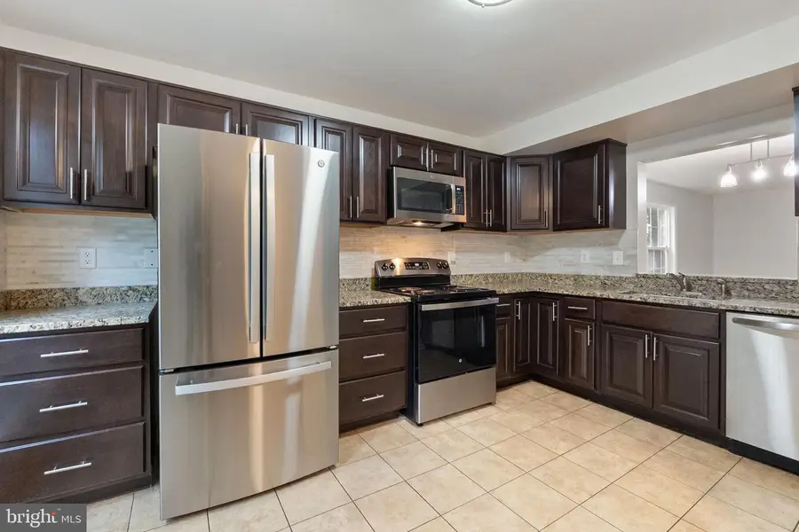 127 Autumn Wind Way, Rockville, MD 20850 - #2