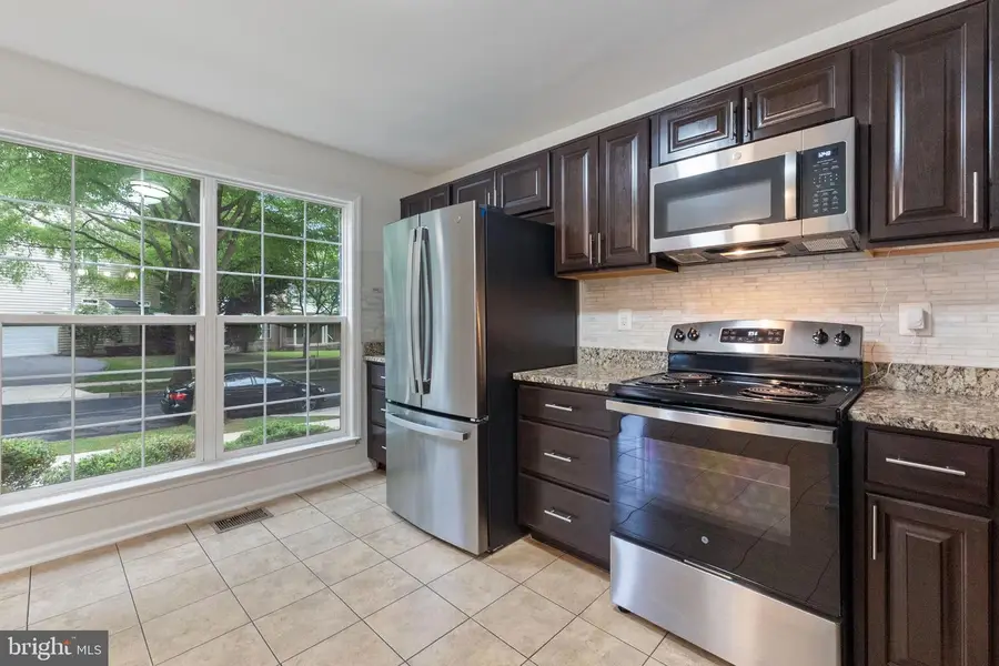 127 Autumn Wind Way, Rockville, MD 20850 - #3