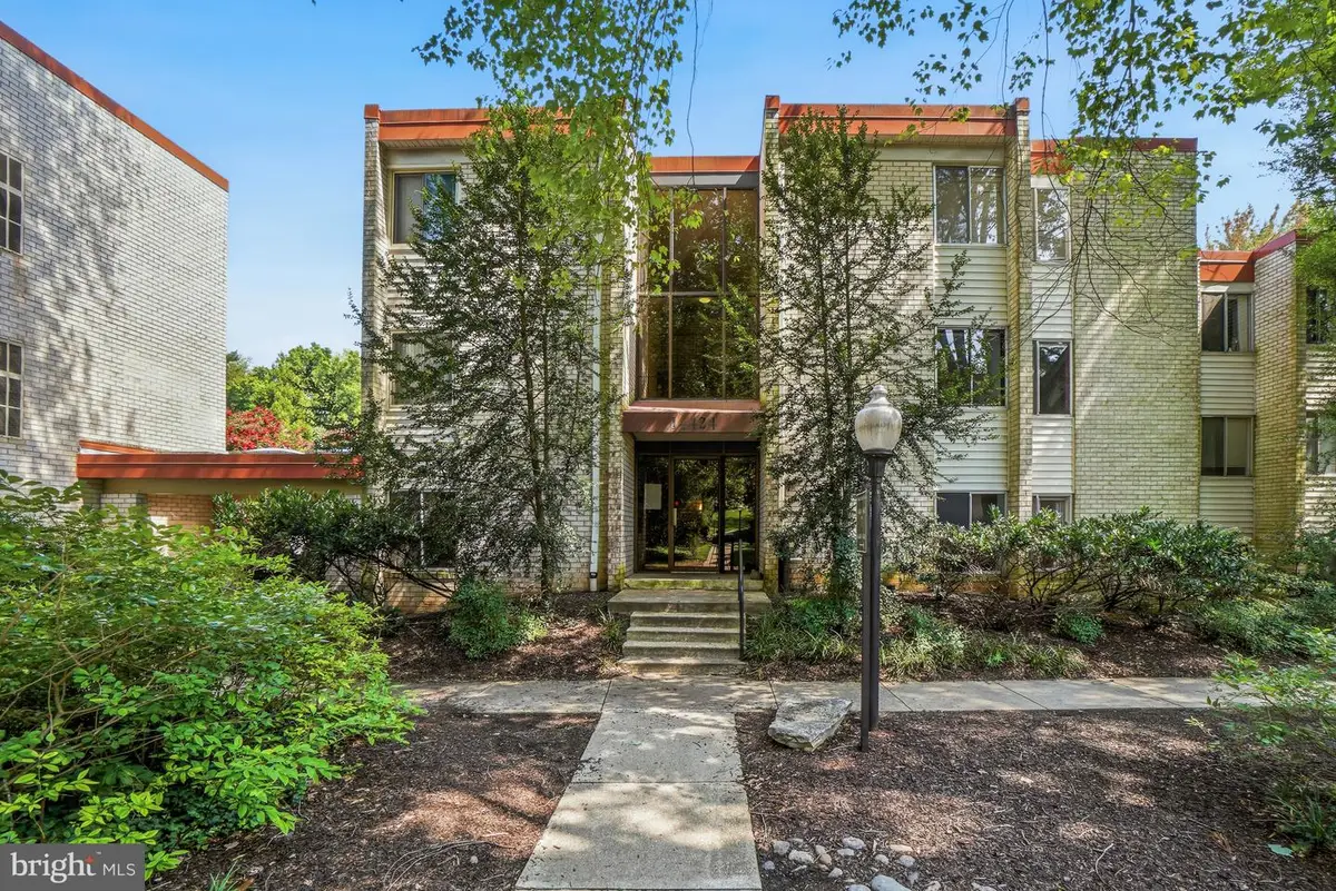 14424 Parkvale Rd #14424, Rockville, MD 20853 - #1