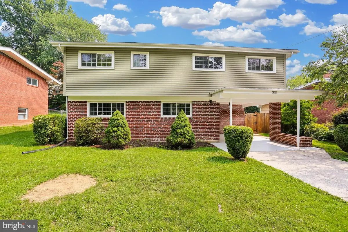 811 Kenbrook Dr, Silver Spring, MD 20902 - #1