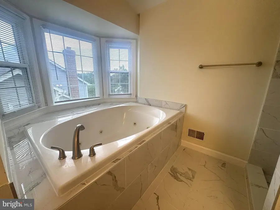 125 Mission Dr, Gaithersburg, MD 20878 - #3