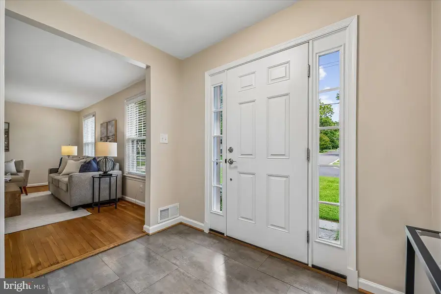 11602 Coldstream Dr, Potomac, MD 20854 - #3