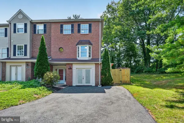 19501 White Saddle Dr, GERMANTOWN, MD 20874