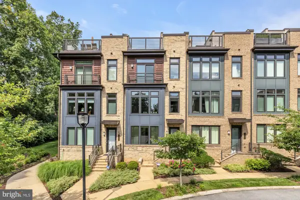 142 Winsome Cir, BETHESDA, MD 20814
