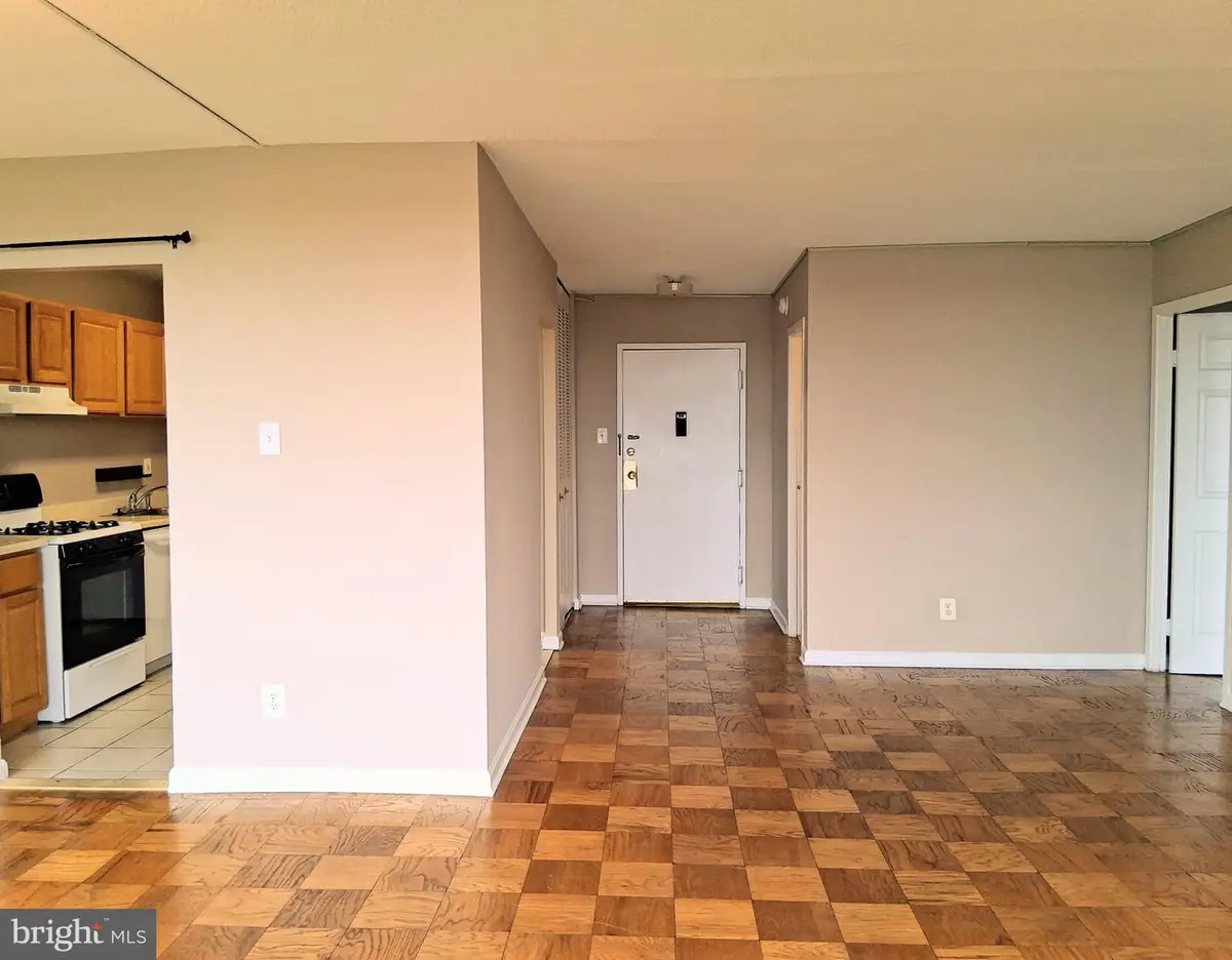 11801 Rockville Pike #802, Rockville, MD 20852 - #1