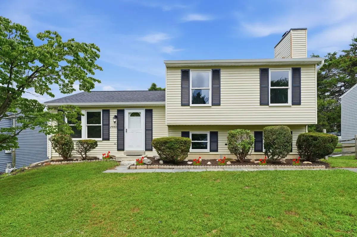 25940 Largo Ct, Damascus, MD 20872 - #1