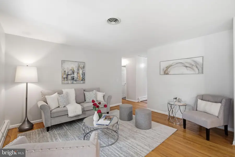 10808 Kingstead Rd, Damascus, MD 20872 - #3