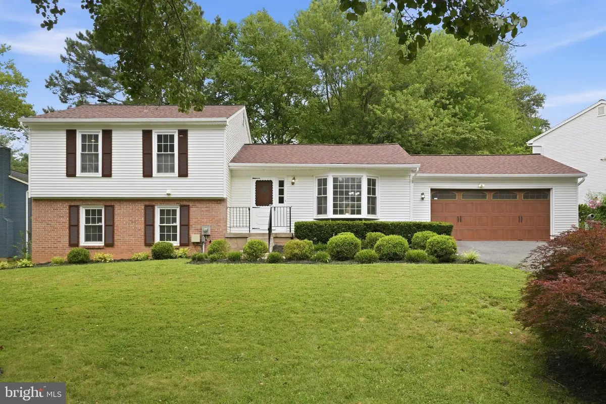 13513 Teakwood Ln, Germantown, MD 20874 - #1