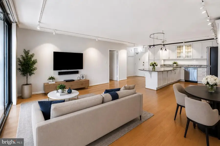 4242 East West Hwy #514, Chevy Chase, MD 20815 - #2