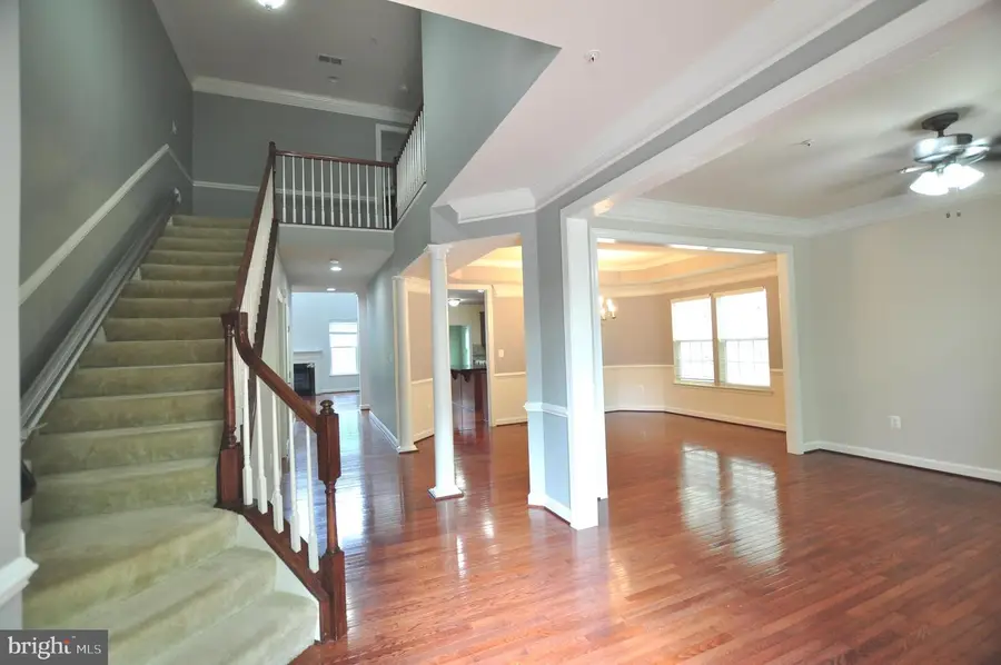 23011 Sycamore Farm Dr, Clarksburg, MD 20871 - #2