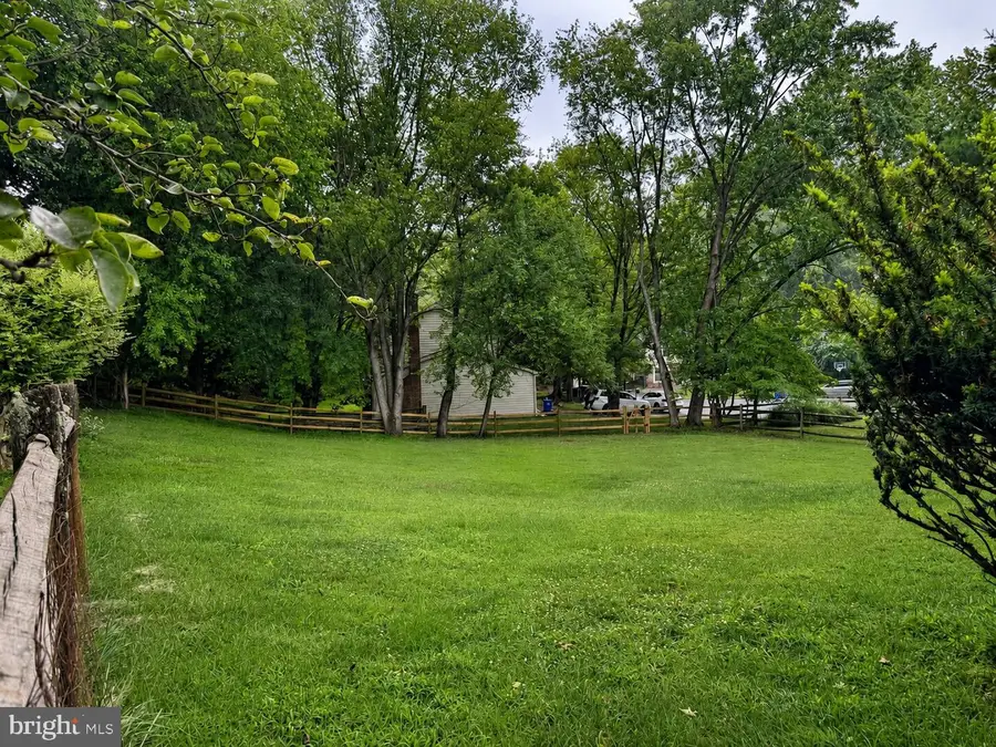 14621 Boat House Way, Gaithersburg, MD 20878 - #2