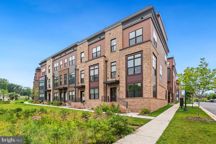 3104 Royal Fern Pl, Rockville, MD 20852 - #2