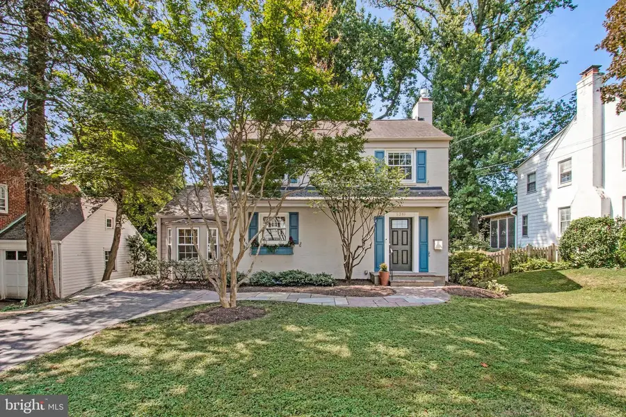 5310 Mckinley St, Bethesda, MD 20814 - #2