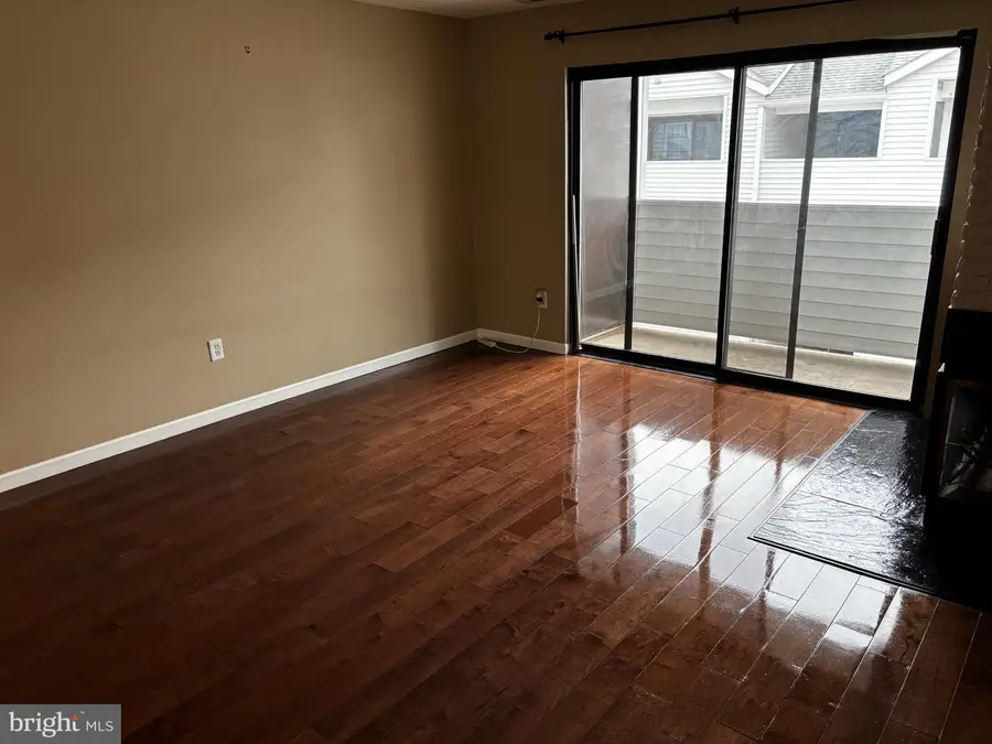 1625 Carriage House Ter #g, Silver Spring, MD 20904 - #3