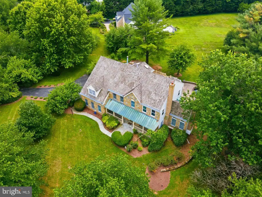 26 Grey Pebble Ct, Darnestown, MD 20874 - #2