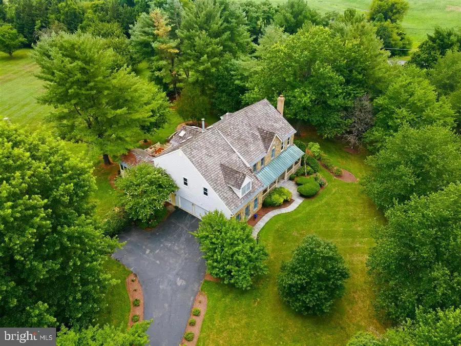 26 Grey Pebble Ct, Darnestown, MD 20874 - #3